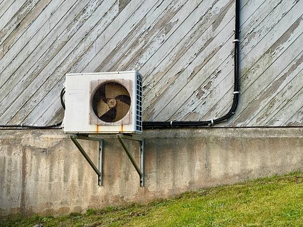 Mini split AC unit